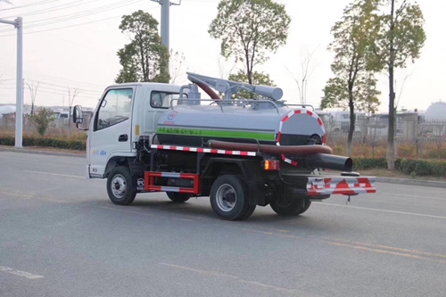 國六凱馬2方藍牌吸糞車